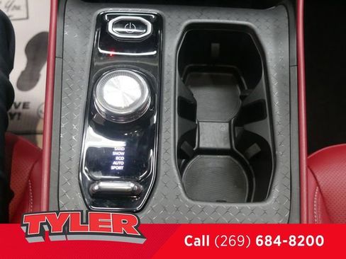 Used 2025 Jeep Wagoneer S Launch Edition AWD/4WD image 33
