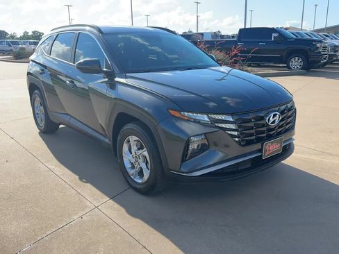 Used 2023 Hyundai Tucson SEL AWD/4WD image 3