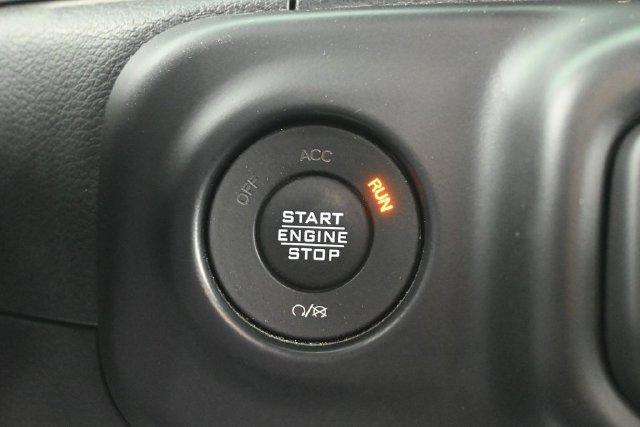 Used 2021 Jeep Wrangler Unlimited Sport AWD/4WD image 35
