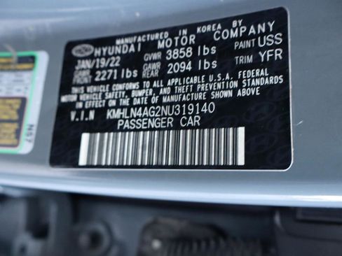 Used 2022 Hyundai Elantra SEL w/ Convenience + Premium Package FWD image 40