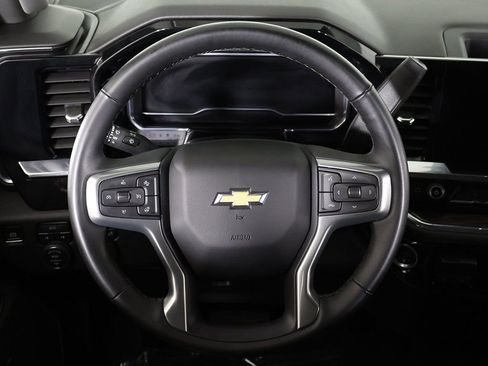 Used 2025 Chevrolet Silverado 1500 LT image 37
