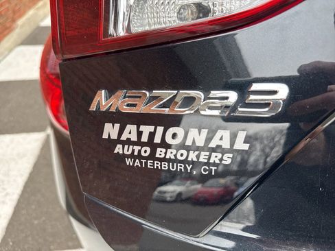 Used 2017 MAZDA MAZDA3 Grand Touring image 42