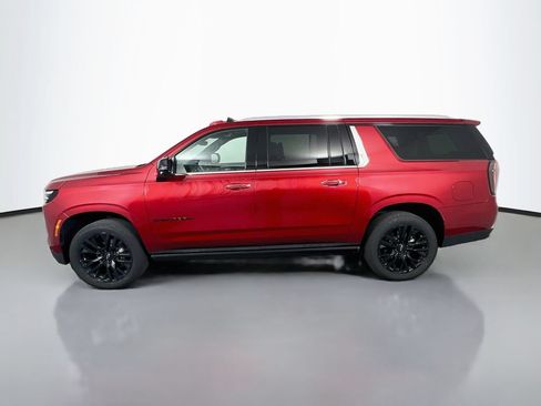 Certified 2025 Chevrolet Suburban Premier AWD/4WD image 5