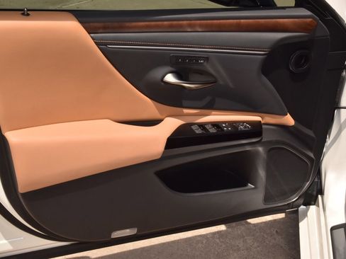 Used 2023 Lexus ES 350 w/ Premium Package FWD image 36