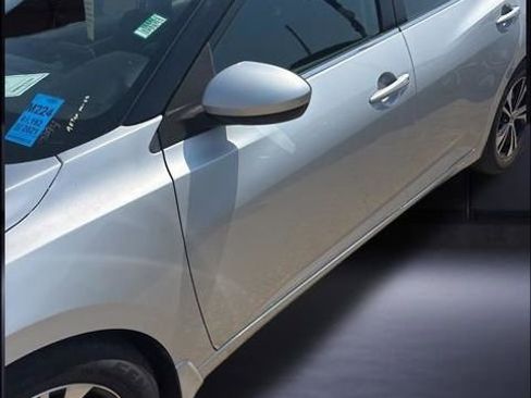 Used 2021 Nissan Sentra SV w/ Trunk Package image 3