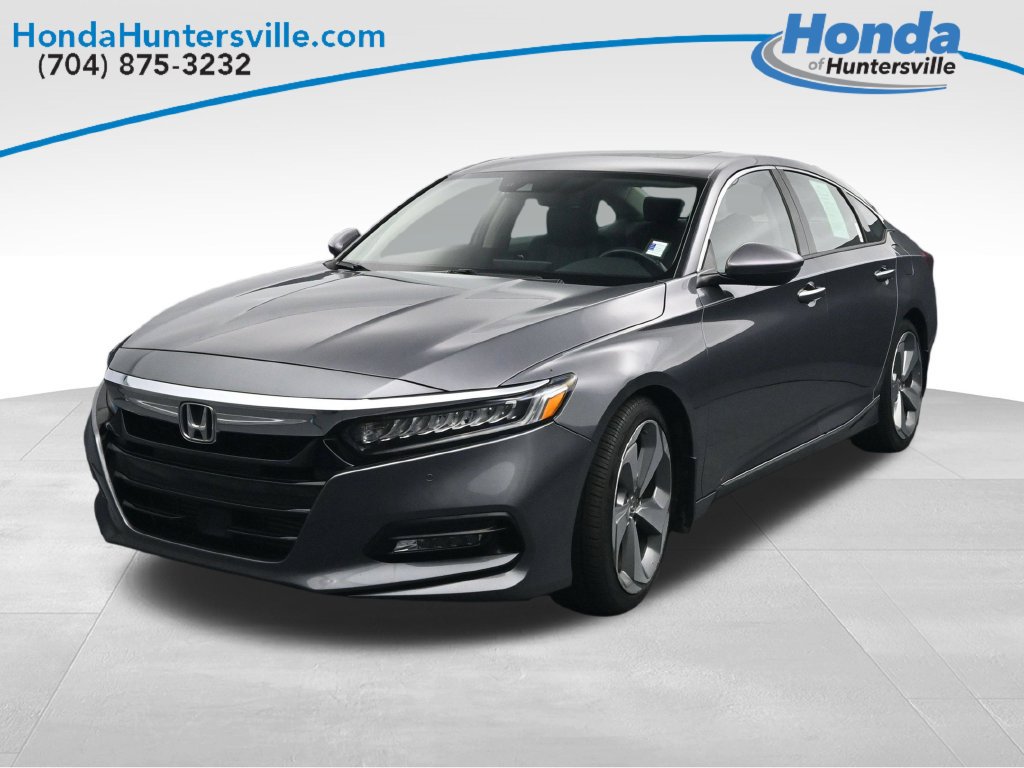 Used 2018 Honda Accord Touring image 3