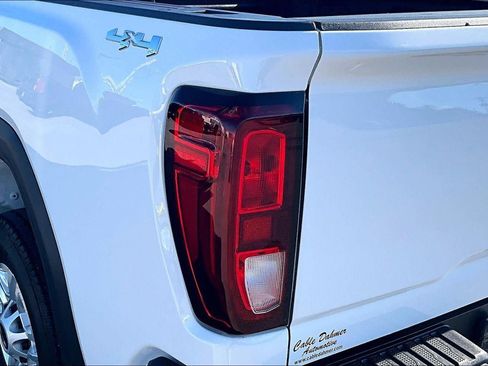 Used 2025 GMC Sierra 2500 SLE AWD/4WD image 28
