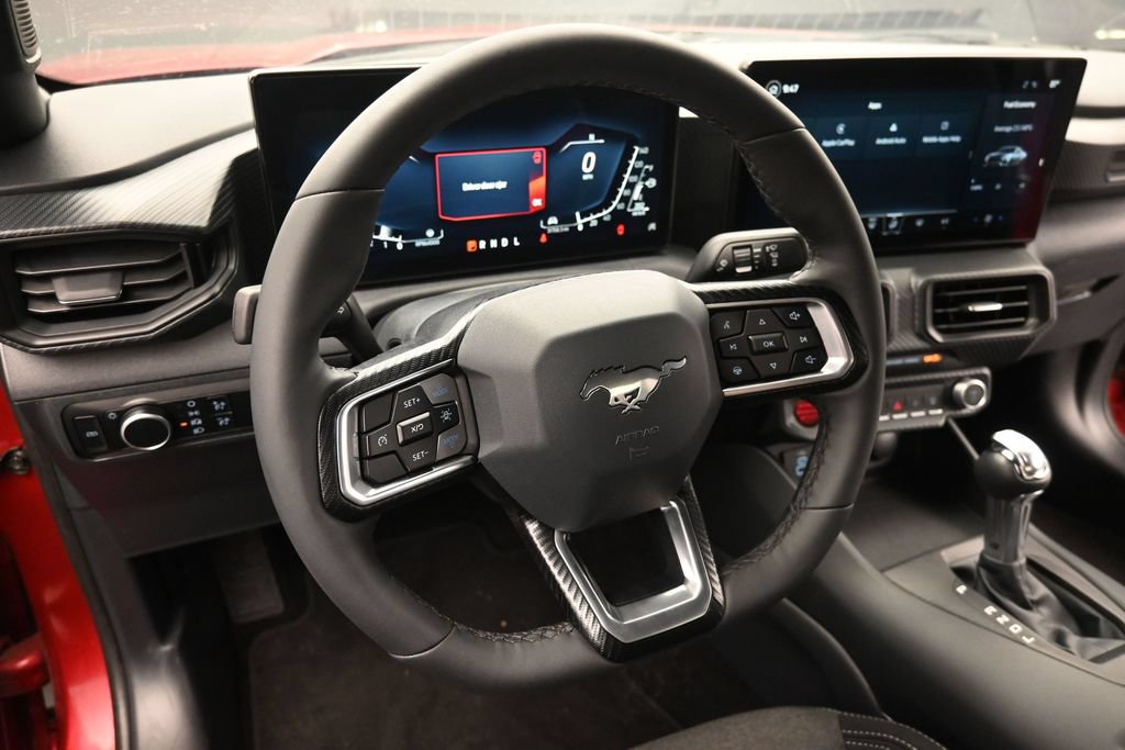Used 2024 Ford Mustang Coupe RWD image 7