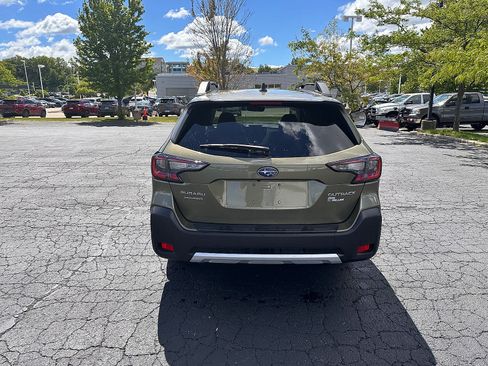 Certified 2024 Subaru Outback Limited AWD/4WD image 4