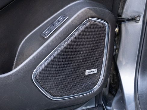 Used 2019 Chevrolet Tahoe LT image 14