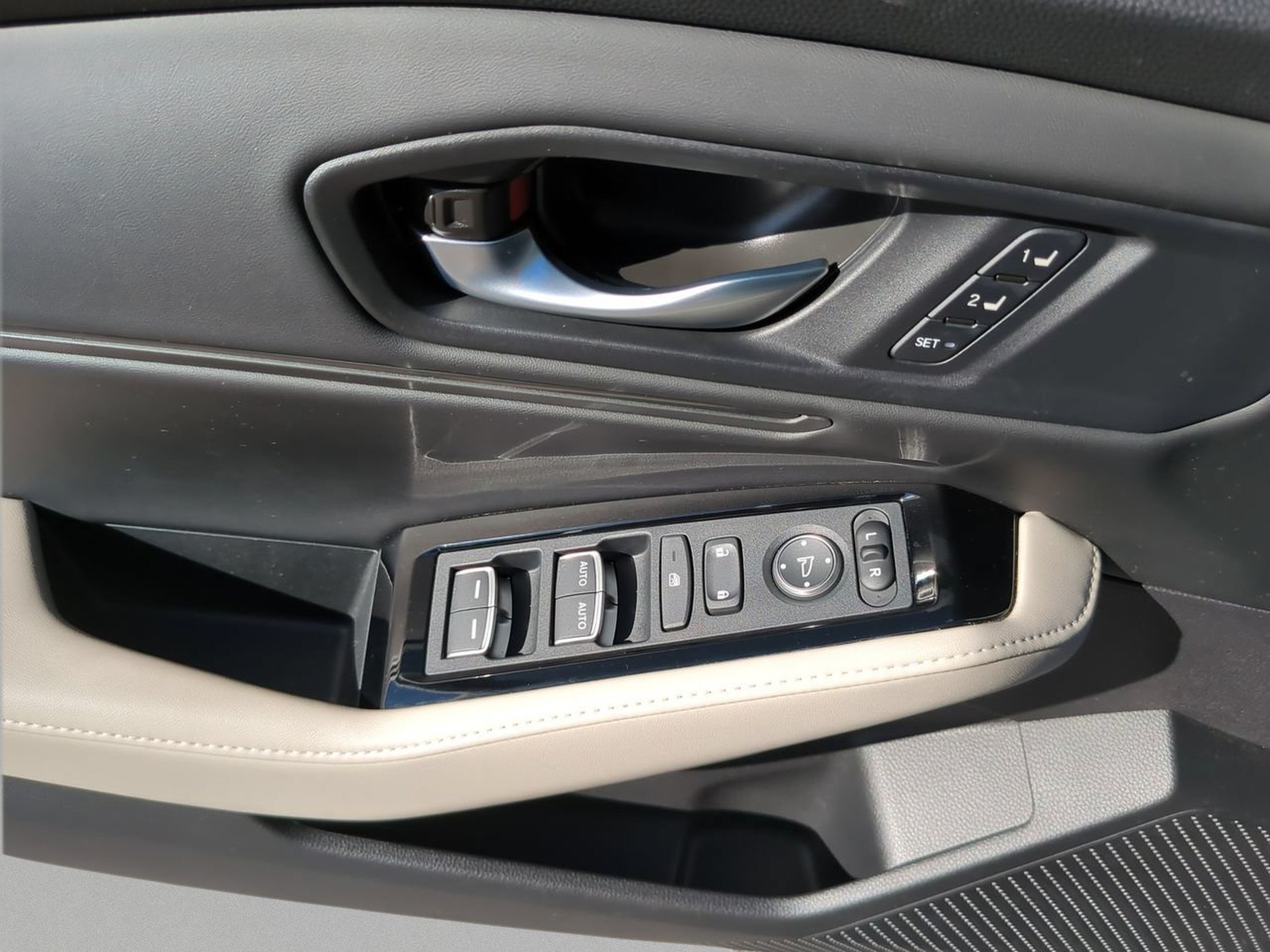 Used 2024 Honda Accord Touring image 16