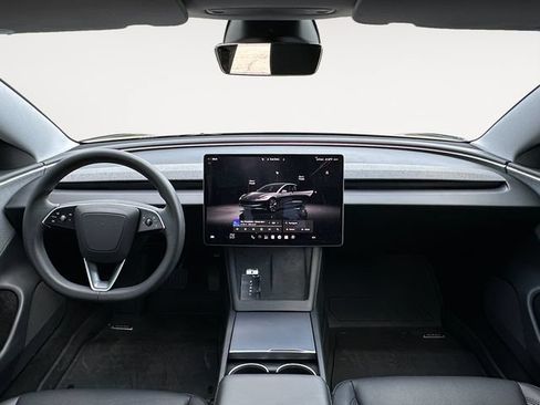 Used 2024 Tesla Model 3 Standard Range RWD image 11