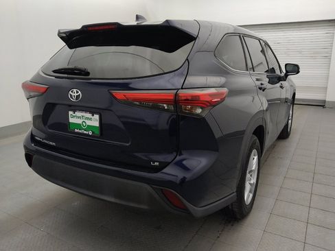 Used 2021 Toyota Highlander LE FWD image 9