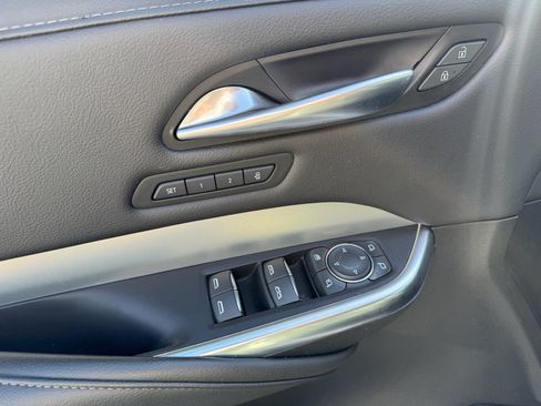 Used 2023 Cadillac XT4 Premium Luxury image 21