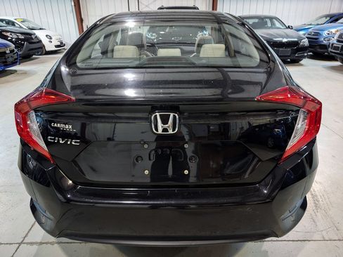 Used 2016 Honda Civic EX image 6