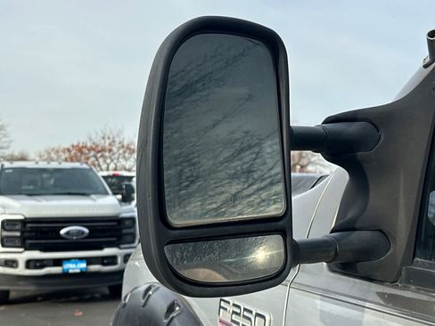 Used 2001 Ford F250 Platinum image 10