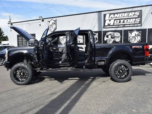 Used 2025 Ford F250 Platinum AWD/4WD image 28