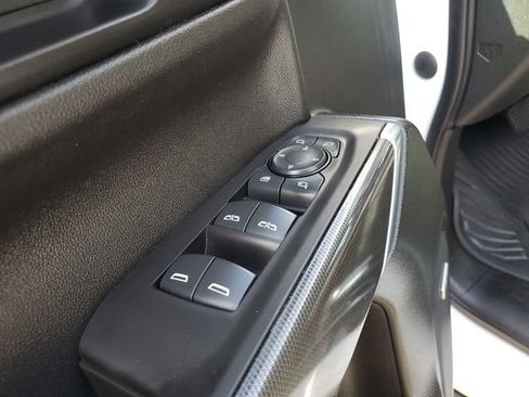 Used 2020 GMC Sierra 1500 AT4 w/ AT4 Premium Package AWD/4WD image 18