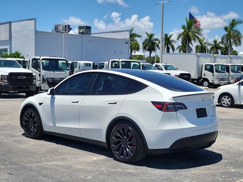 Used 2023 Tesla Model Y Long Range AWD/4WD image 5