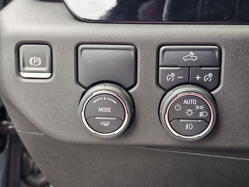 Used 2024 Chevrolet Silverado 1500 RST w/ Protection Package RWD image 19