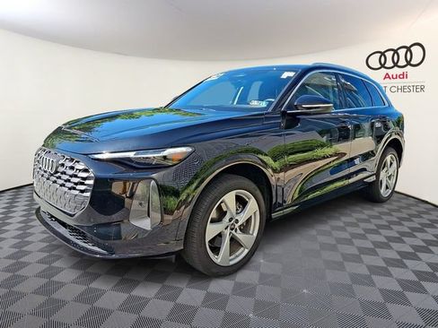 Certified 2025 Audi Q5 Premium Plus AWD/4WD image 3