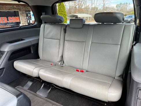 Used 2013 Toyota Sequoia Platinum image 22
