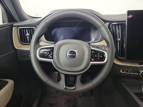 Certified 2026 Volvo XC60 B5 Plus w/ Protection Package Premier image 16
