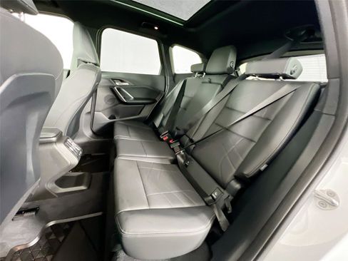 Used 2025 BMW X1 xDrive28i w/ Technology Package image 23