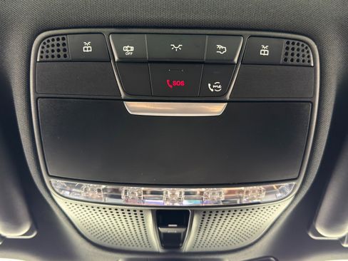 Used 2019 Mercedes-Benz E 300 w/ Premium 1 Package image 38