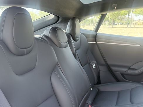 Used 2023 Tesla Model S AWD/4WD image 37