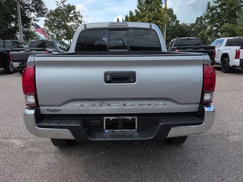 Used 2020 Toyota Tacoma SR5 RWD image 5
