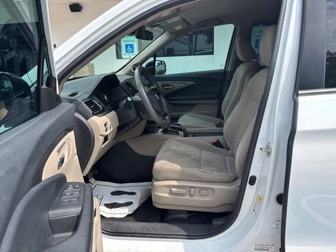 Used 2020 Honda Pilot EX image 16