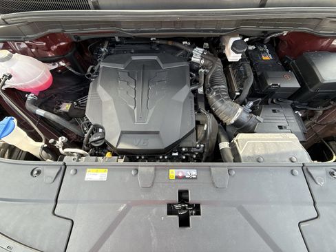 Used 2026 Kia Carnival FWD image 17
