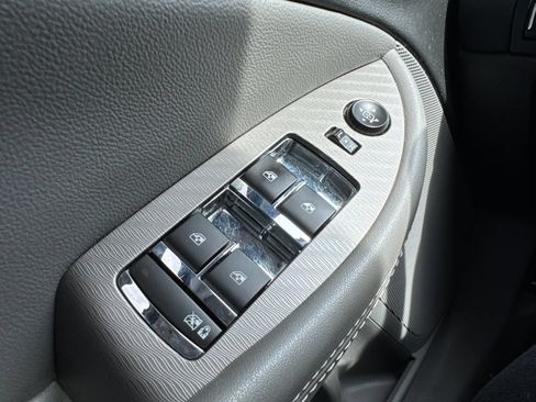 Used 2017 Chevrolet Impala LS FWD image 11