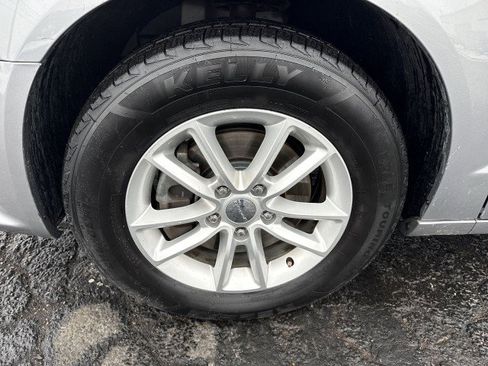 Used 2018 Dodge Grand Caravan SXT image 18