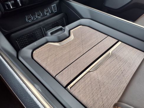 New 2026 RAM 1500 Limited image 14