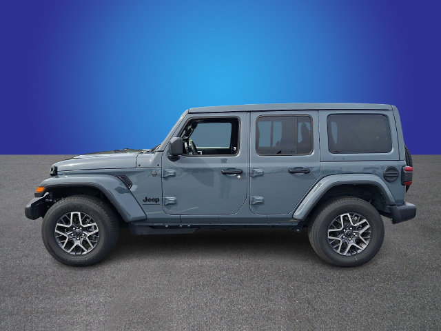 Used 2026 Jeep Wrangler Unlimited Sahara AWD/4WD image 7