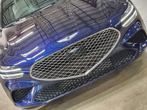 Used 2023 Genesis G70 2.0T RWD image 19