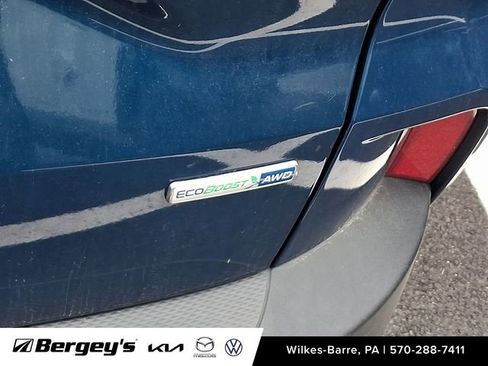 Used 2020 Ford Escape SE AWD/4WD image 12