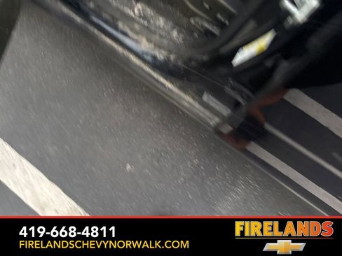 Used 2022 Chevrolet Trax LT w/ LT Convenience Package image 22