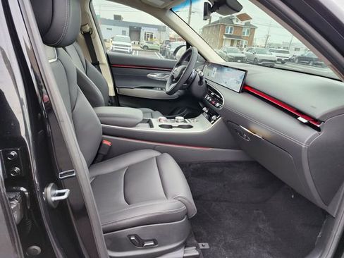 New 2026 Genesis GV70 2.5T Select image 11