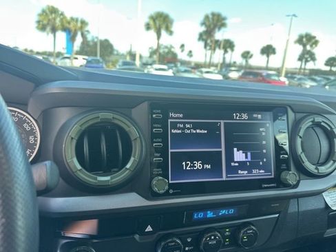 Used 2022 Toyota Tacoma TRD Sport image 26