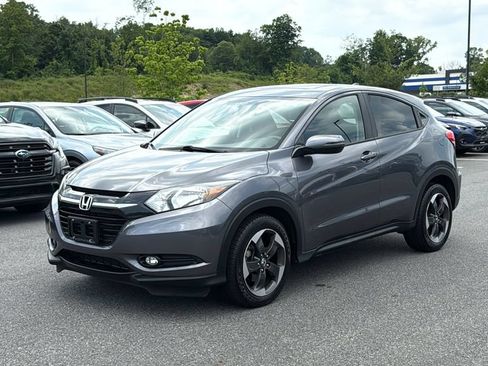 Used 2018 Honda HR-V EX image 3