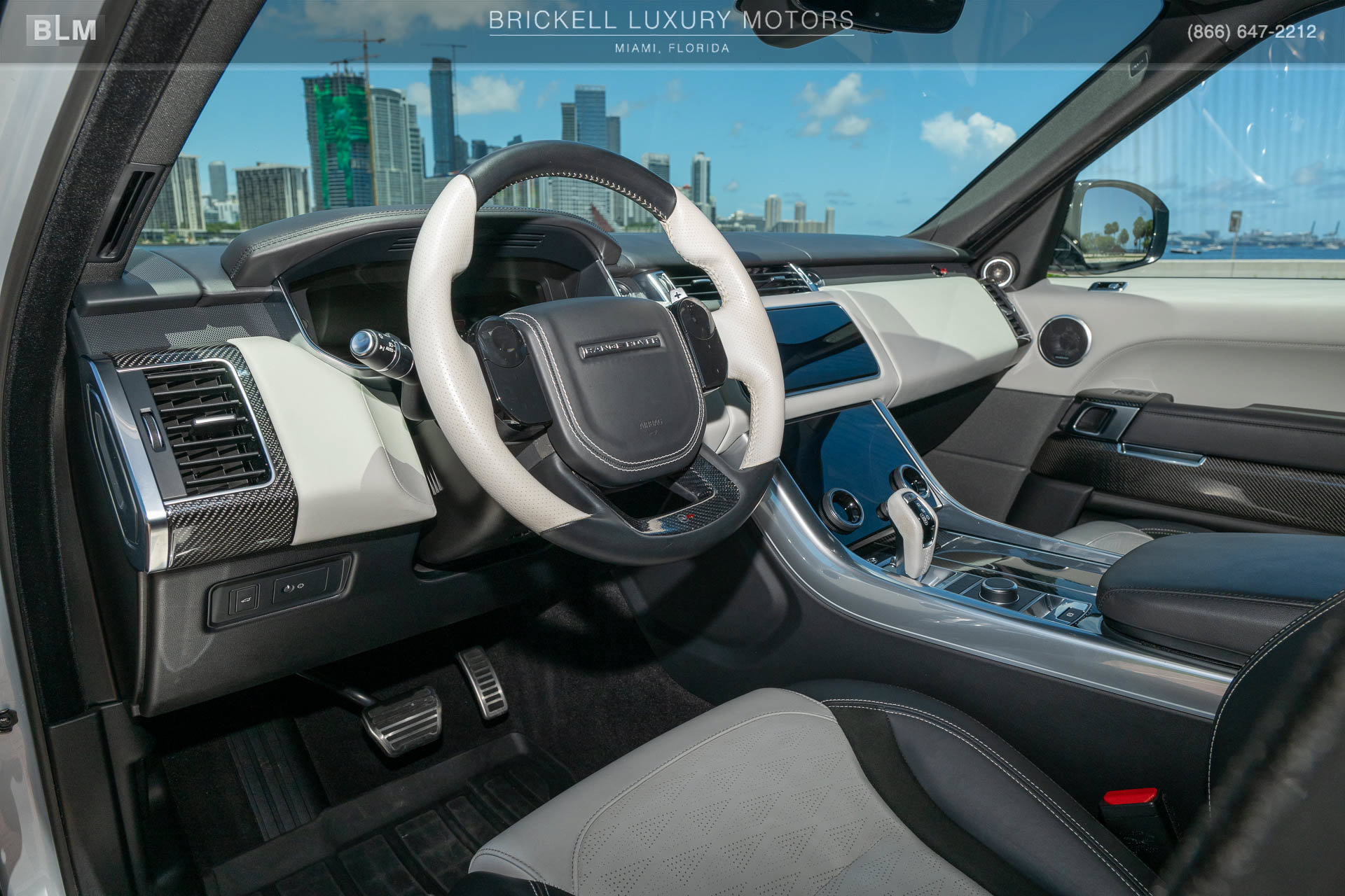 Used 2022 Land Rover Range Rover Sport SVR Carbon Edition AWD/4WD image 6