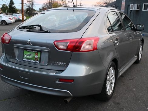 Used 2014 Mitsubishi Lancer ES image 5