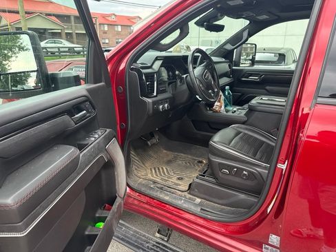 Used 2025 GMC Sierra 2500 AT4X w/ AT4X AEV Edition AWD/4WD image 5