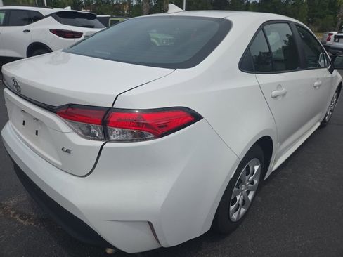 Used 2024 Toyota Corolla LE FWD image 6