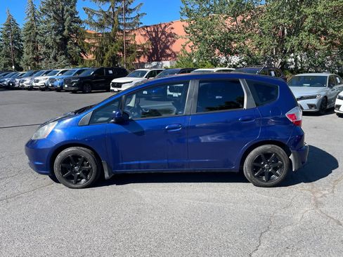 Used 2013 Honda Fit image 2