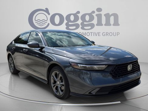 Used 2023 Honda Accord EX image 8