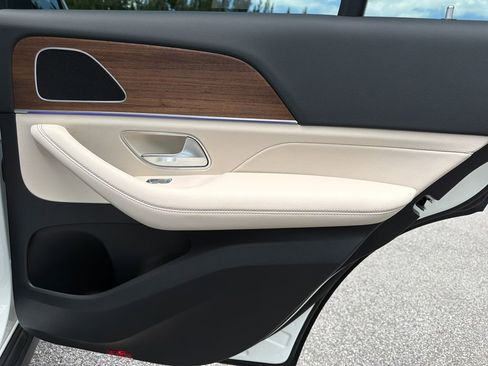 Used 2026 Mercedes-Benz GLE 350 4MATIC image 34